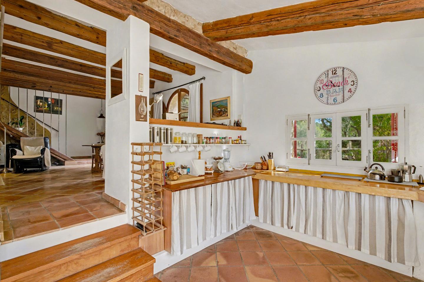 Finca rústica con carácter y vistas panorámicas, en los alrededores de S’Arracó — S'Arracó — Foto 6