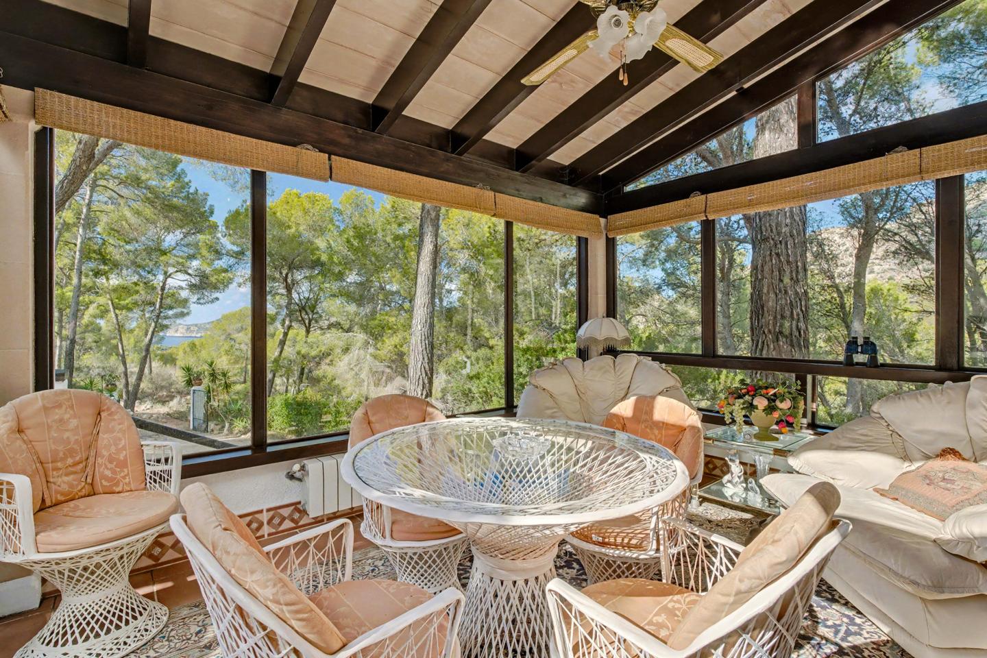 Finca con encanto entre pinos y vistas al mar, en Sant Elm — Sant Elm — Foto 5