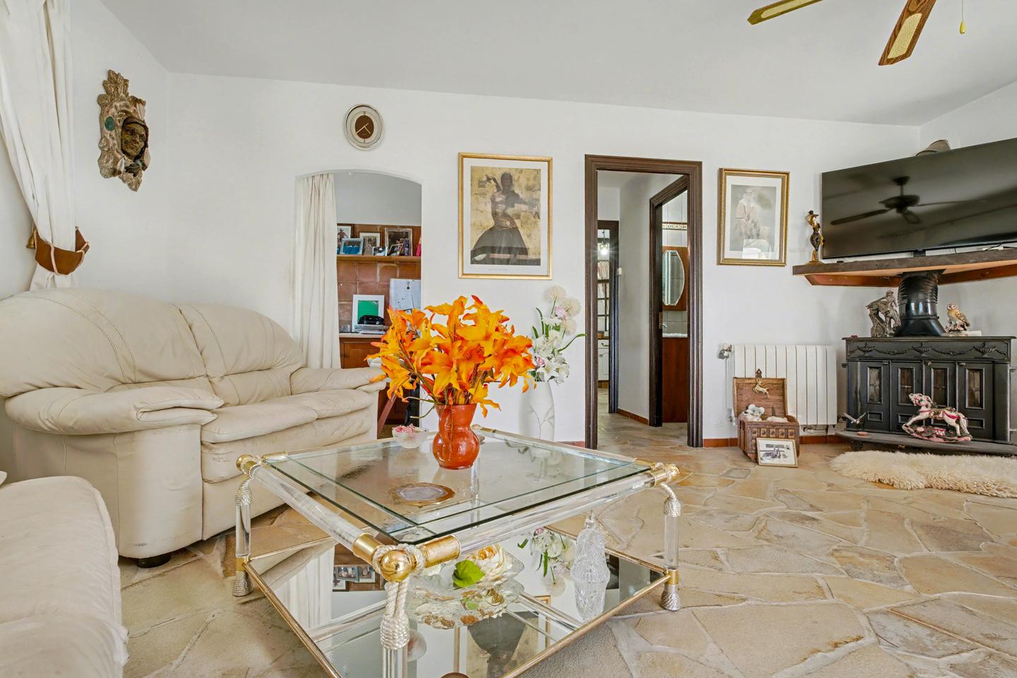 Finca con encanto entre pinos y vistas al mar, en Sant Elm — Sant Elm — Foto 7