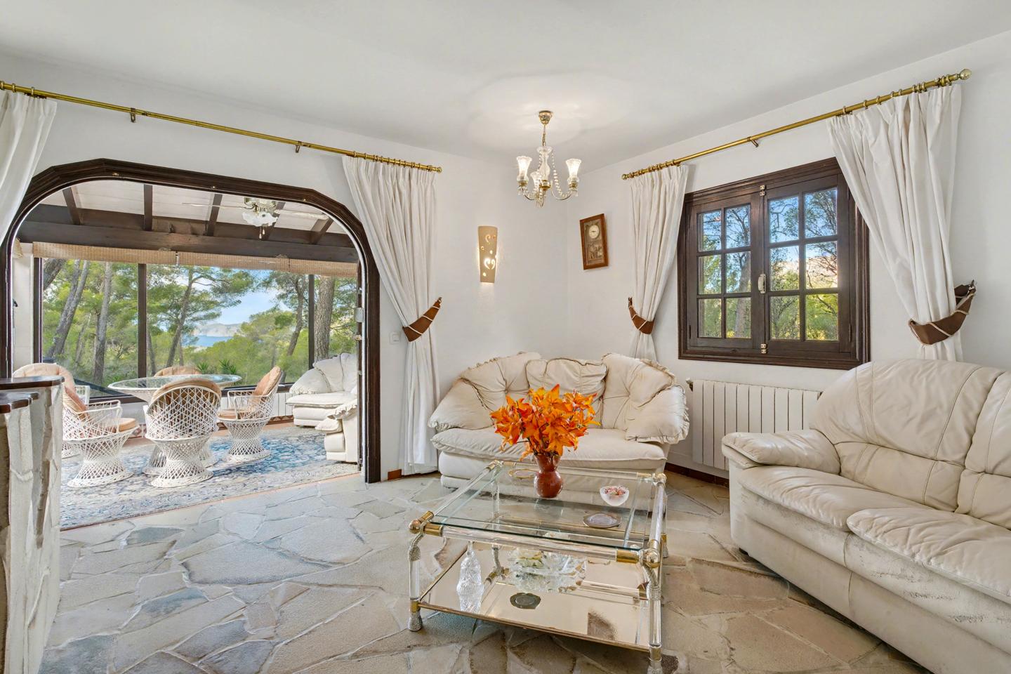 Finca con encanto entre pinos y vistas al mar, en Sant Elm — Sant Elm — Foto 6
