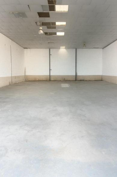 Nave industrial en Calle Montefrio, Albolote, Granada de 321 m2 Nave industrial en Calle Montefrio, Albolote, Granada de 321 m2