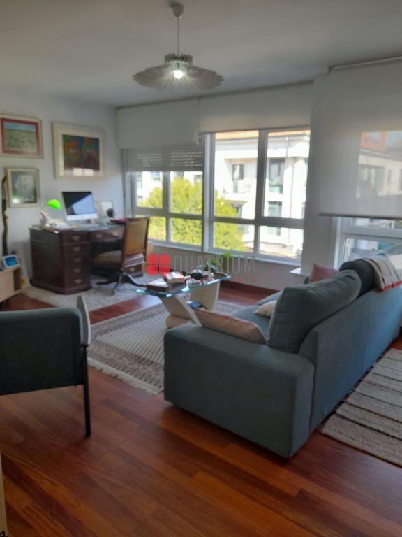 Piso en Rúa Pedregal, Bertamiráns, A Coruña de 102 m2