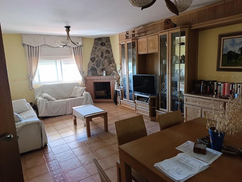 Casa / chalet en Calle Capellanía, Méntrida, Toledo de 276 m2 Casa / chalet en Calle Capellanía, Méntrida, Toledo de 276 m2