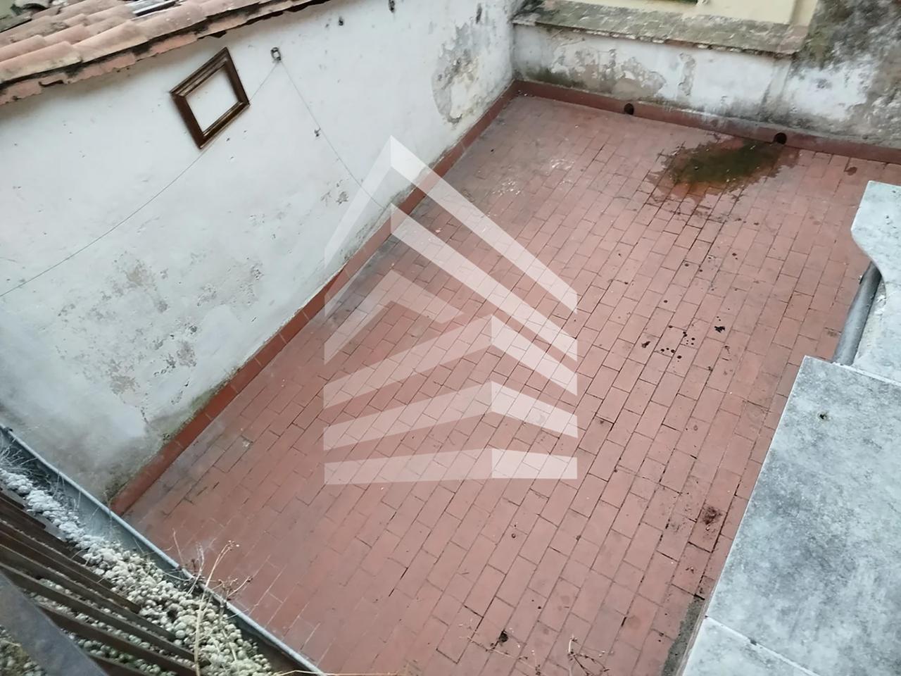 edificio en olot · carrer-clivillers-17800 169000€