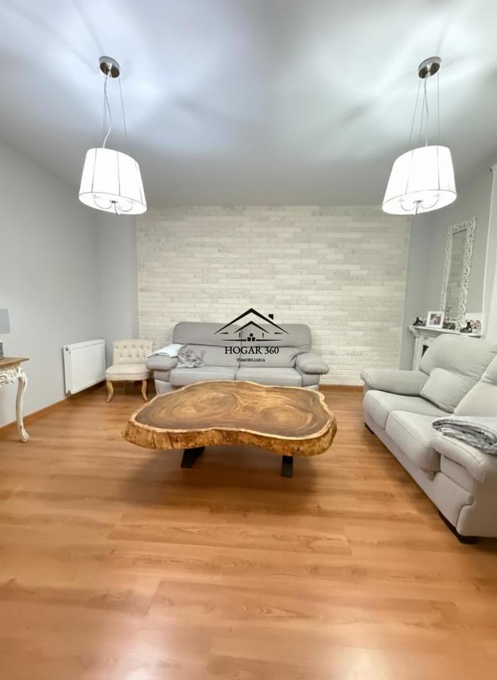 Casa / chalet en Calle las Ocas, Cáceres, Cáceres de 225 m2 Casa / chalet en Calle las Ocas, Cáceres, Cáceres de 225 m2