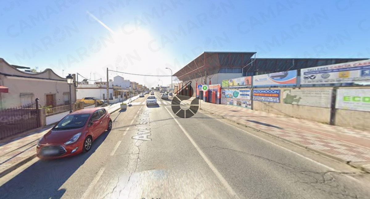 Nave Industrial en venta en La Puebla del Río de 1140 m2 REF:04118