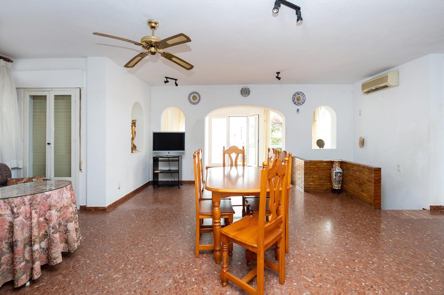 Villa · Salobrena · 5 hab.