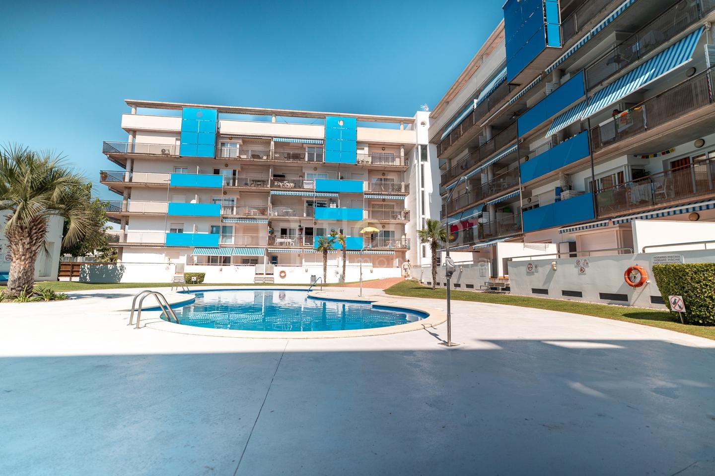 pisos en roses · avinguda-port-canigo-17480 190000€
