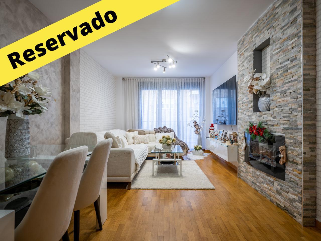 Fantástico piso con PISCINA en Barrio de la Universidad