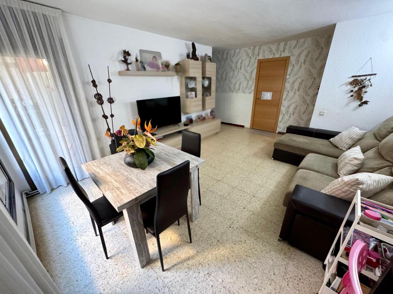 piso en montcada-i-reixac · mas-rampinyo---carrerada---montcada-nova 220000€