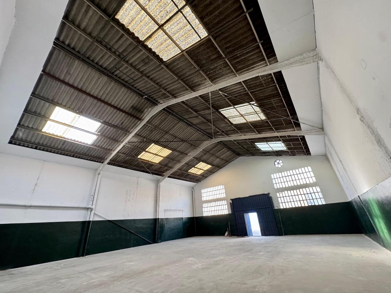 nau-industrial en canovelles · canovelles €