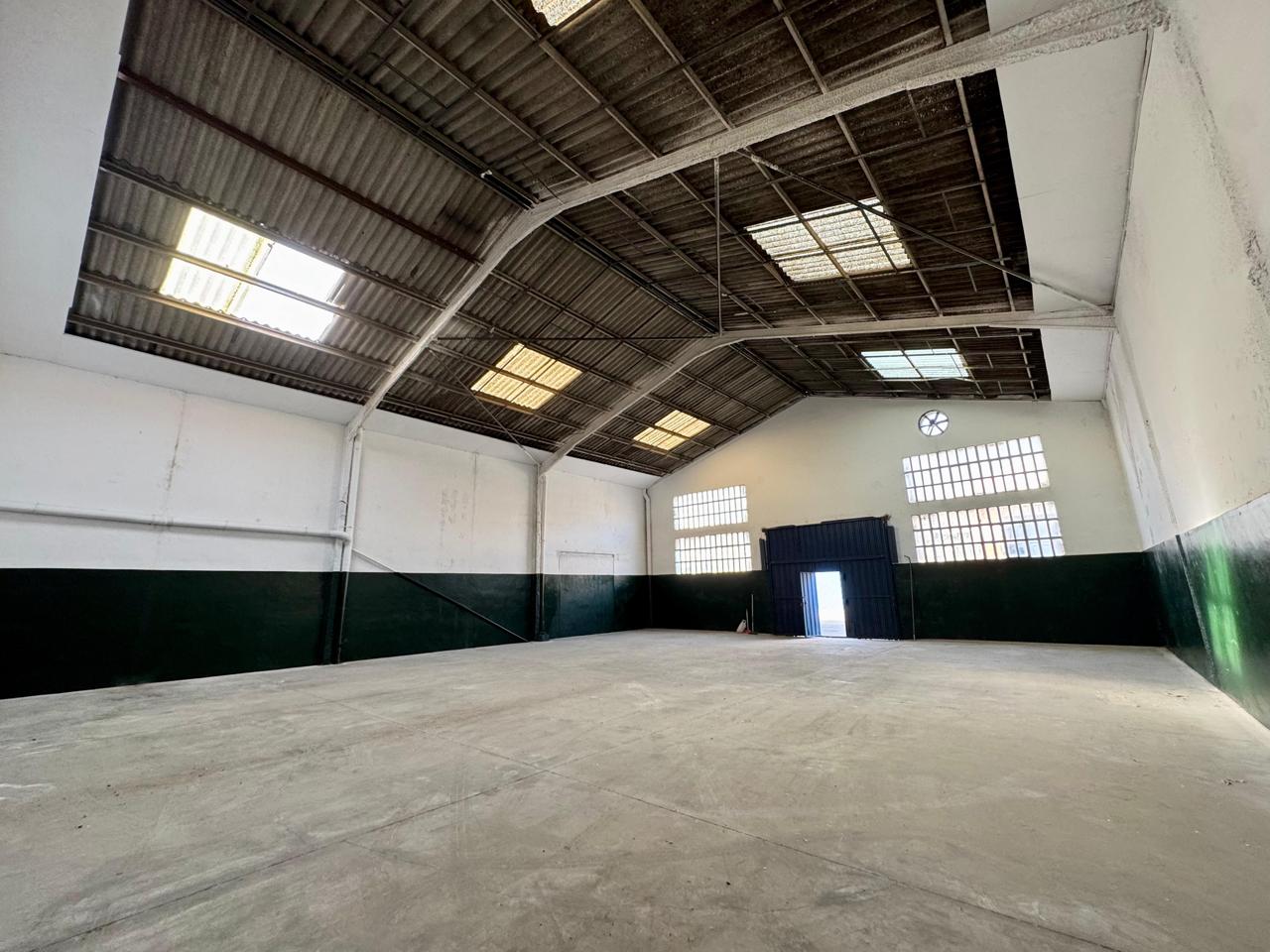 nau-industrial en canovelles · canovelles €
