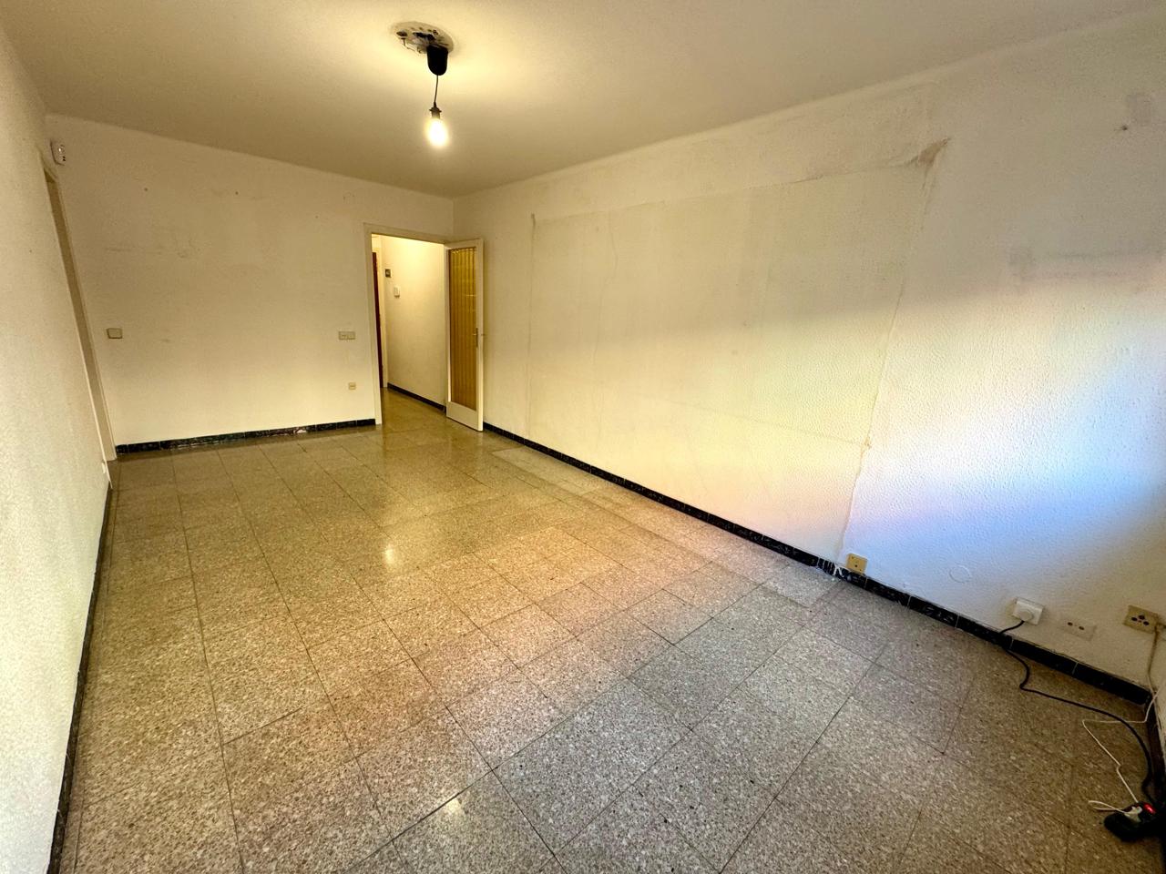 piso en montcada-i-reixac · montcada-centro 199000€
