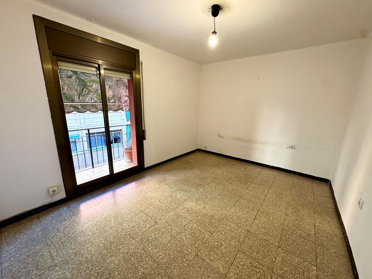 piso en montcada-i-reixac · montcada-centro 199000€
