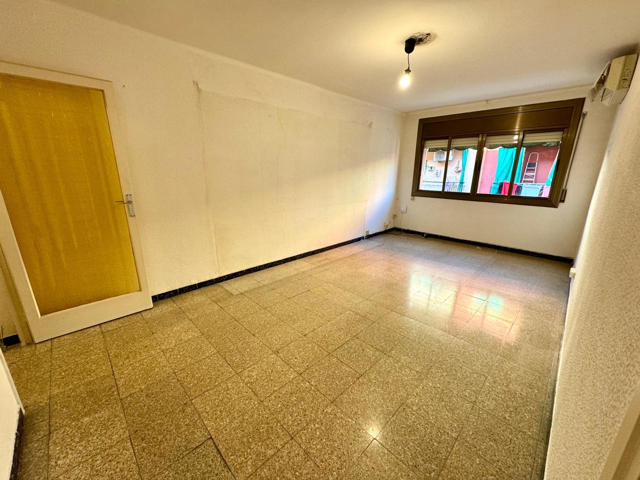 piso en montcada-i-reixac · montcada-centro 199000€