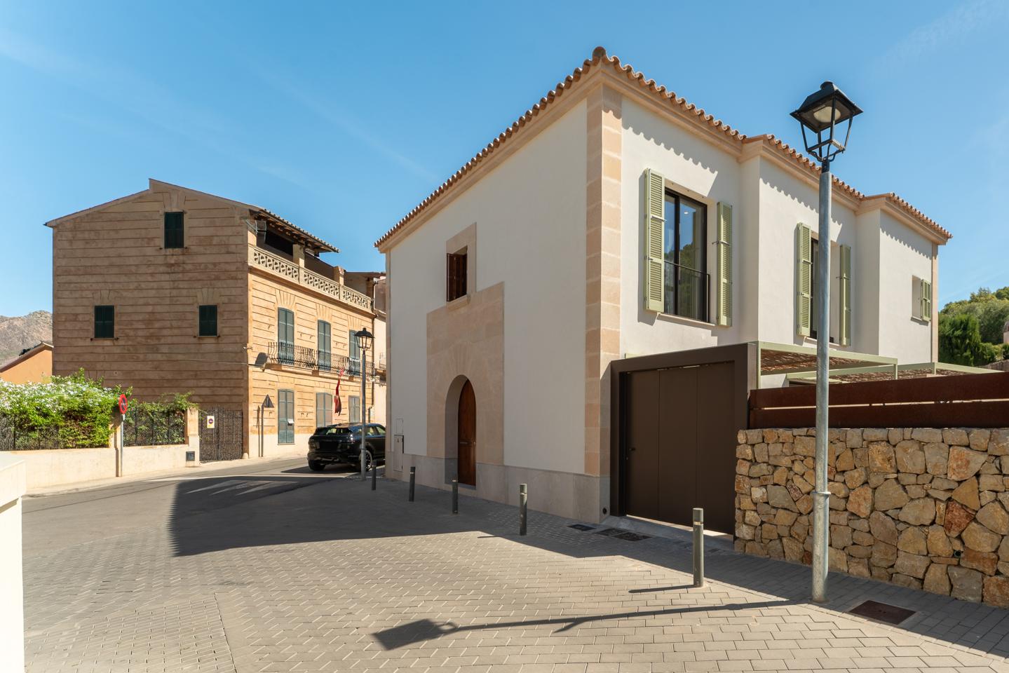 Casa de obra nueva con íntimo patio mediterráneo en S’Arracó — S'Arracó