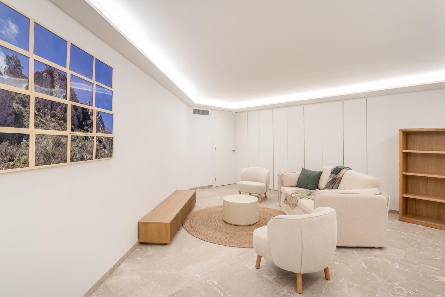 Casa de obra nueva con íntimo patio mediterráneo en S’Arracó — S'Arracó — Foto 14