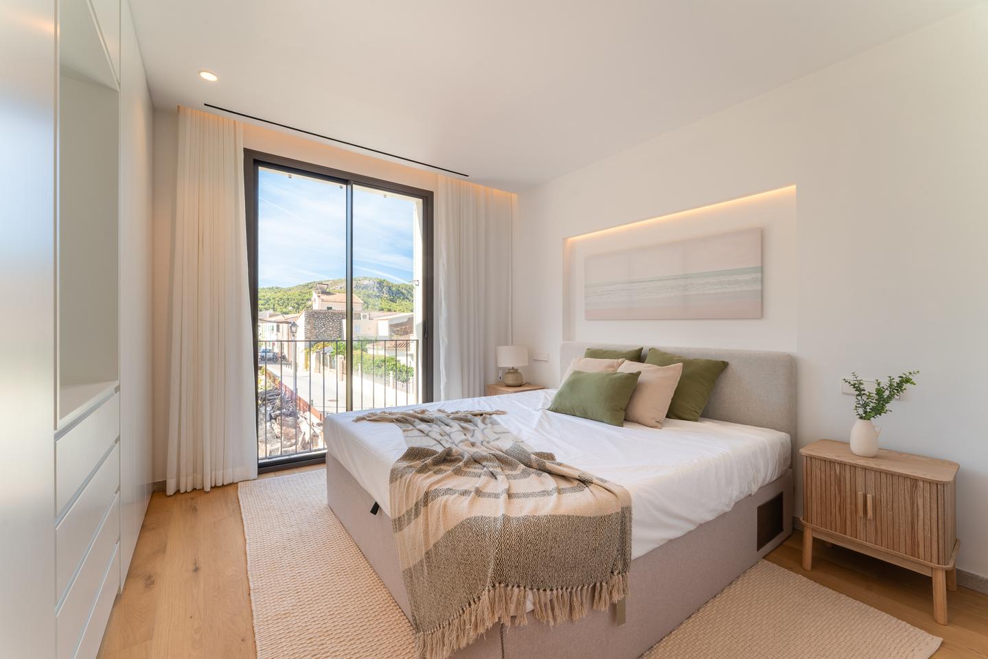 Casa de obra nueva con íntimo patio mediterráneo en S’Arracó — S'Arracó — Foto 9