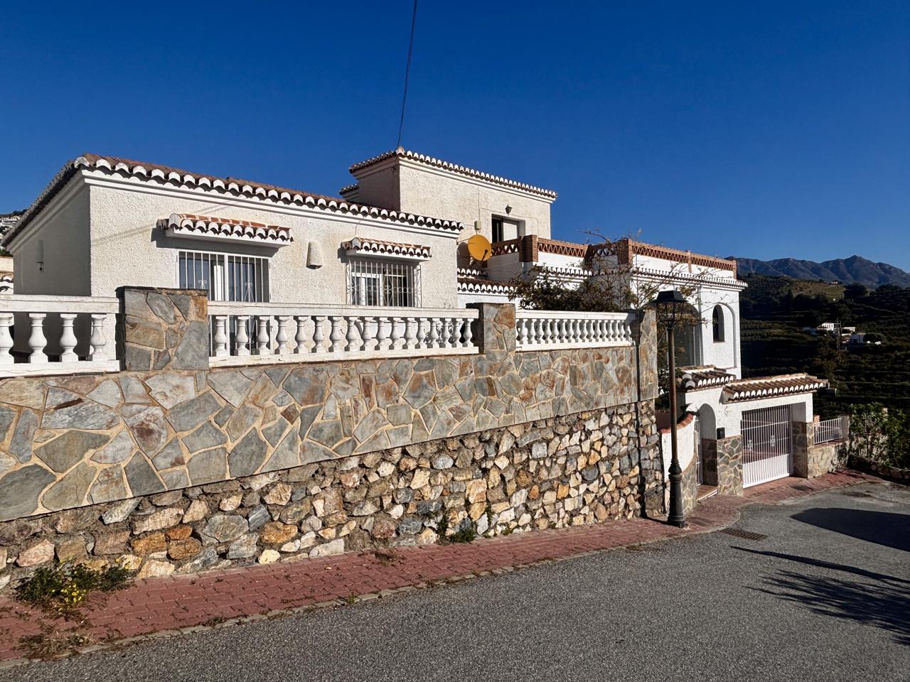 Villa · Salobrena · 5 hab.