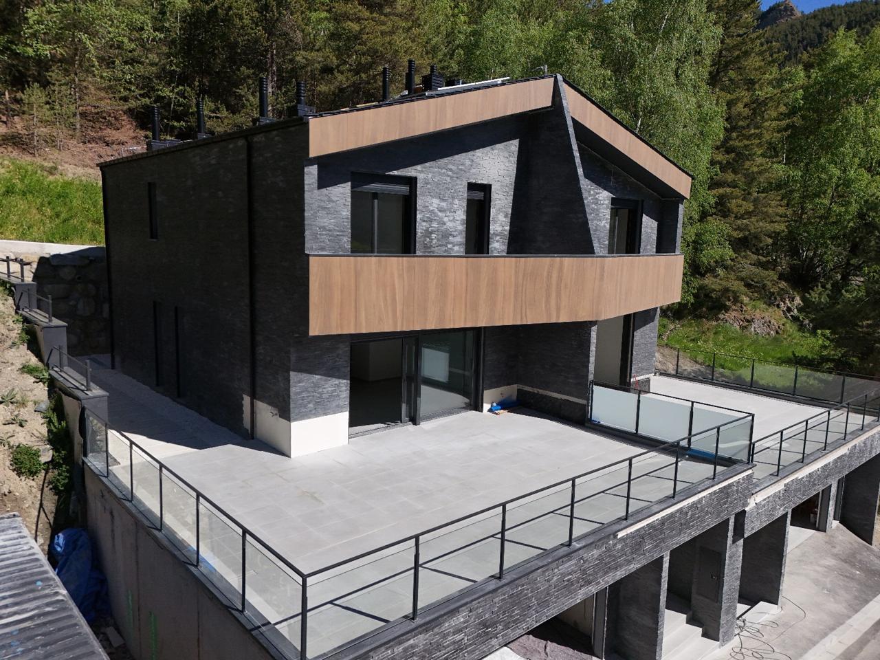 3-bedroom chalet for sale in La Massana · 4 of 60