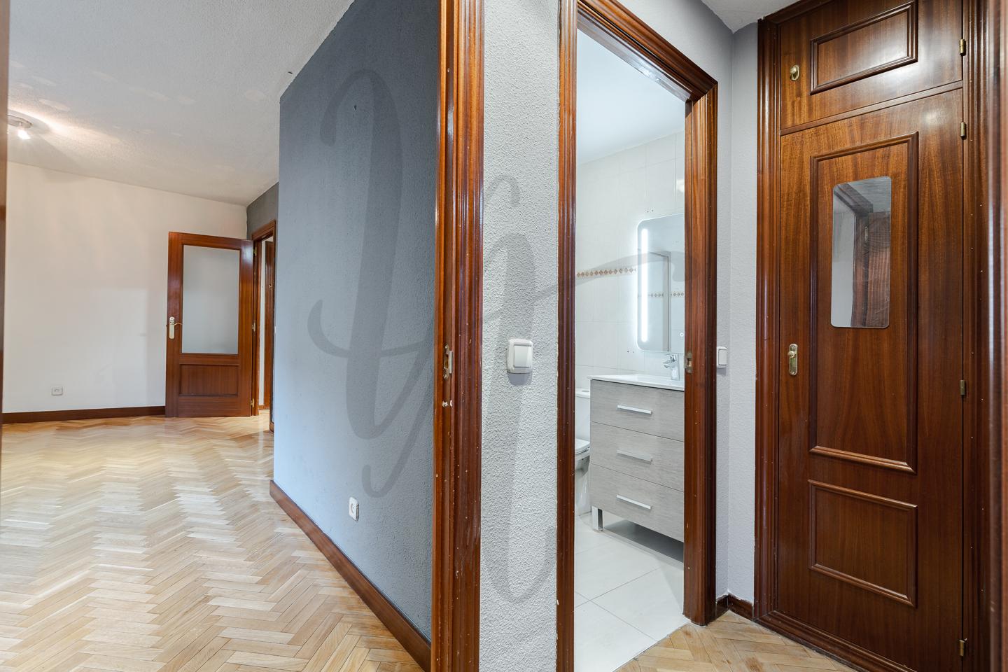 pisos en torrejon-de-ardoz · calle-rioja-28850 €