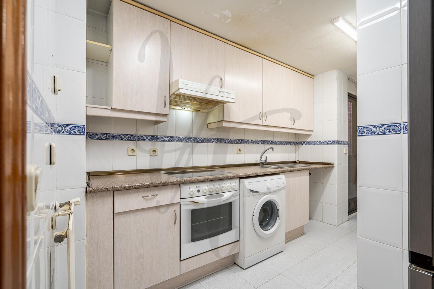 pisos en torrejon-de-ardoz · calle-rioja-28850 €