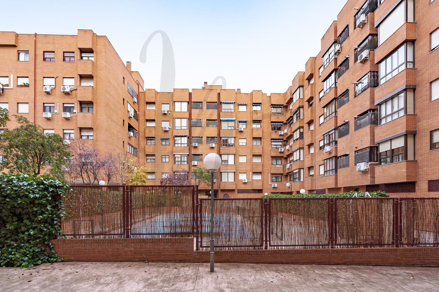 pisos en torrejon-de-ardoz · calle-rioja-28850 €