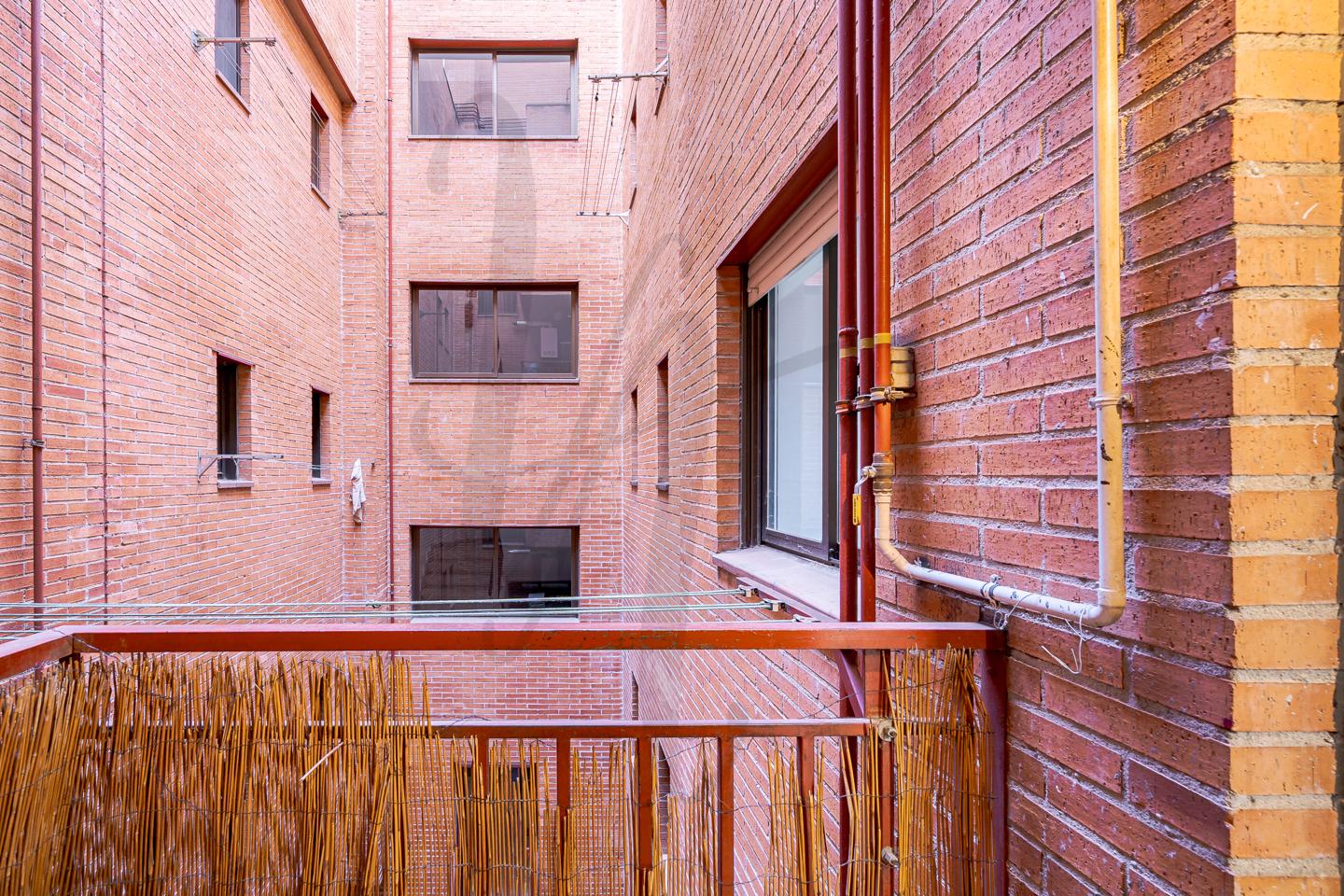 pisos en torrejon-de-ardoz · calle-rioja-28850 €