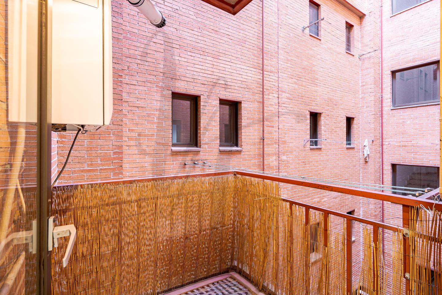 pisos en torrejon-de-ardoz · calle-rioja-28850 €