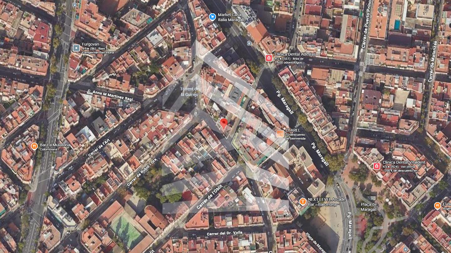 terrenos en barcelona · carrer-de-la-garrotxa-08041 958000€