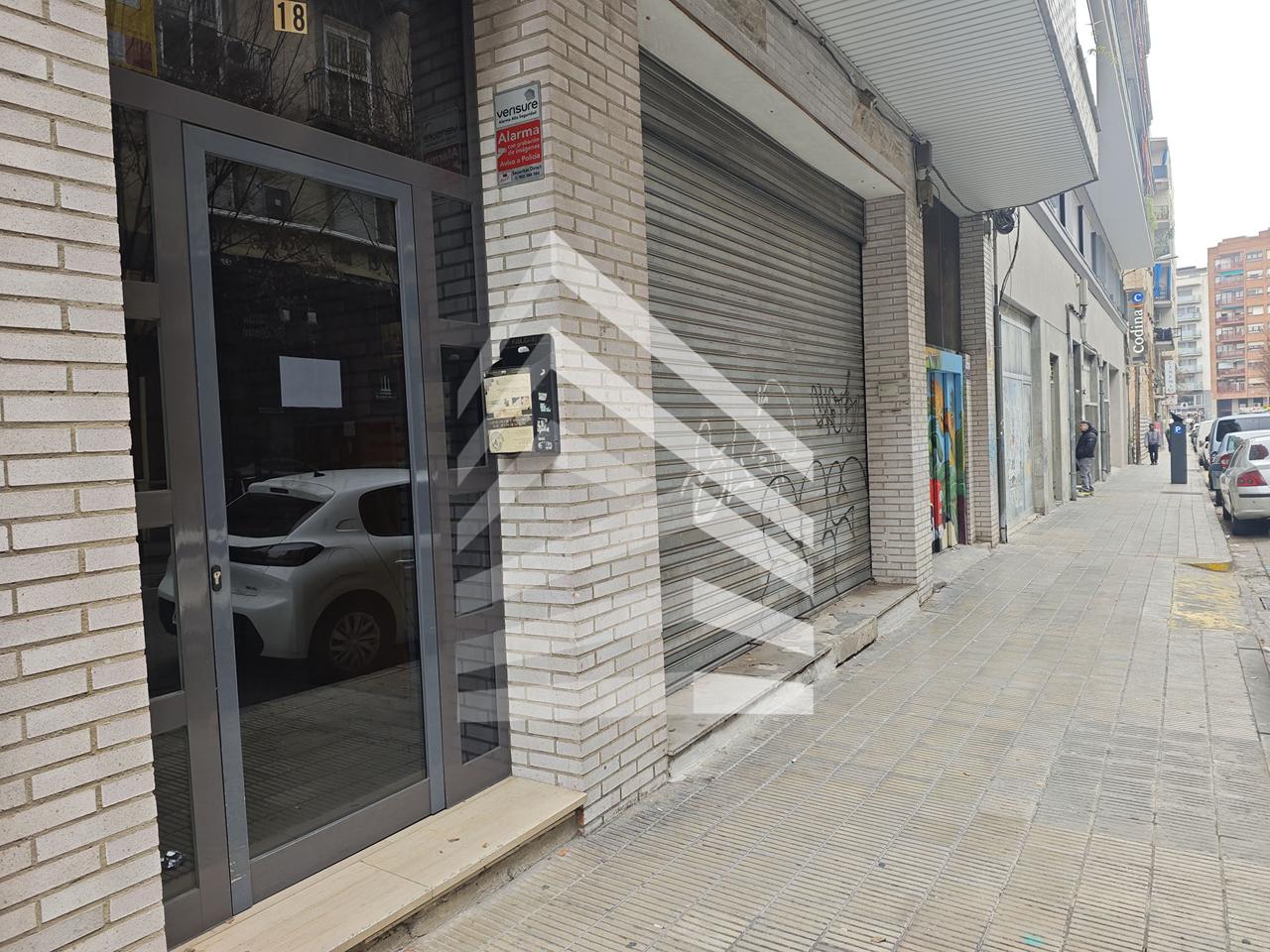 oficina en lleida · carrer-de-l'anselm-clave-25007 113000€
