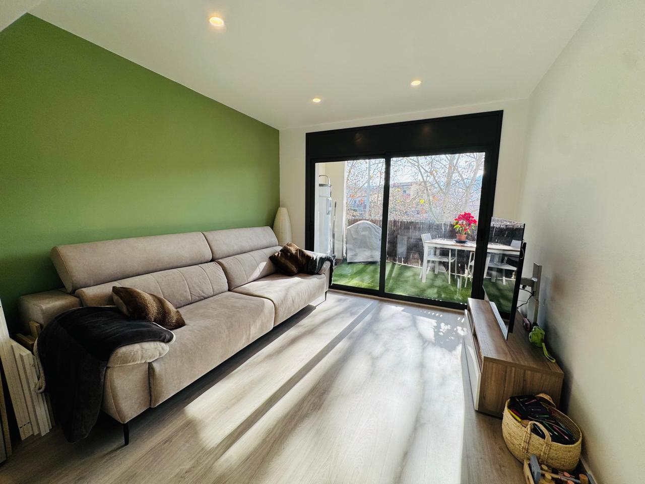 piso en martorelles · ronda-del-mercat-08107 299000€