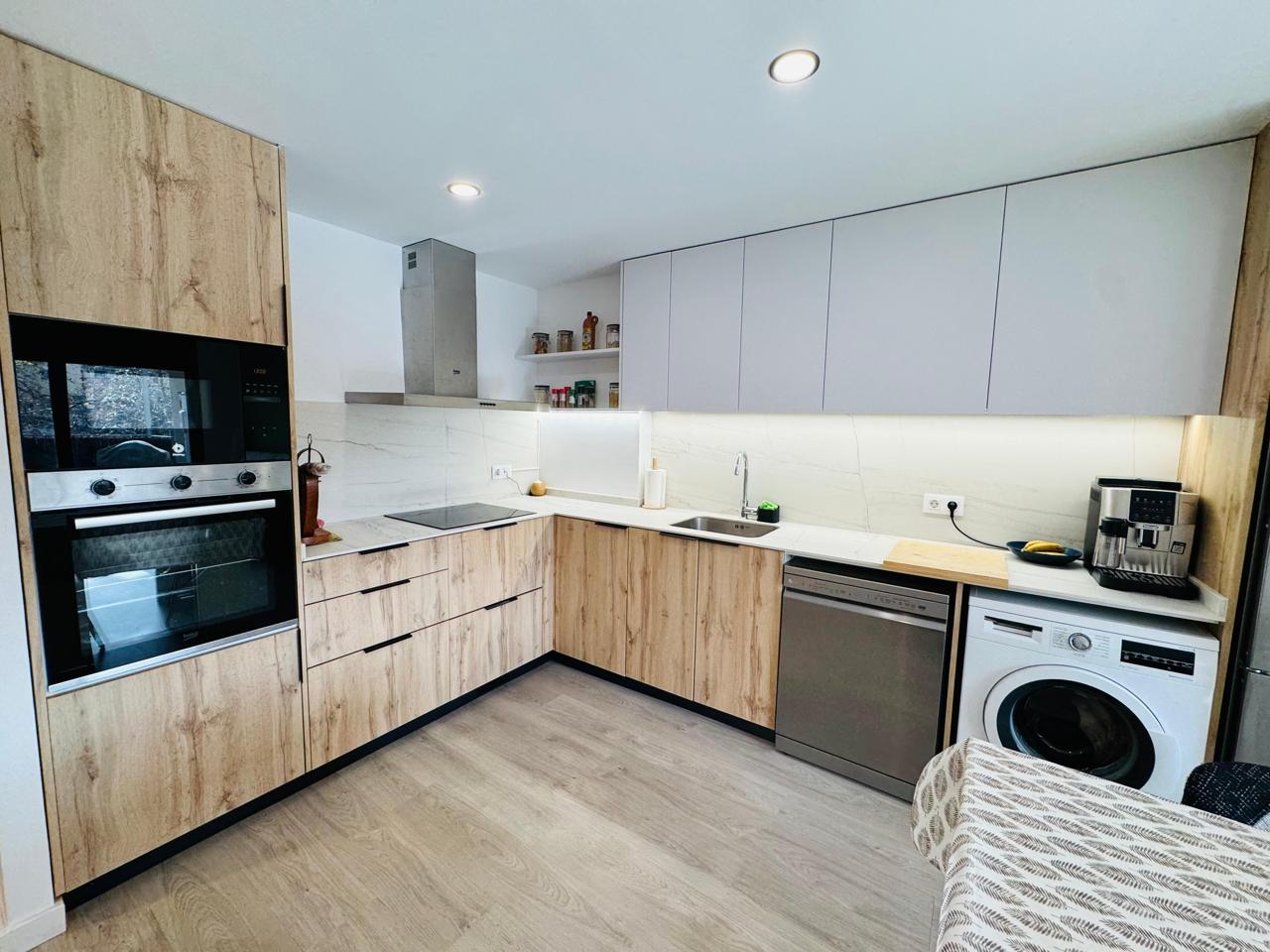 piso en martorelles · ronda-del-mercat-08107 299000€