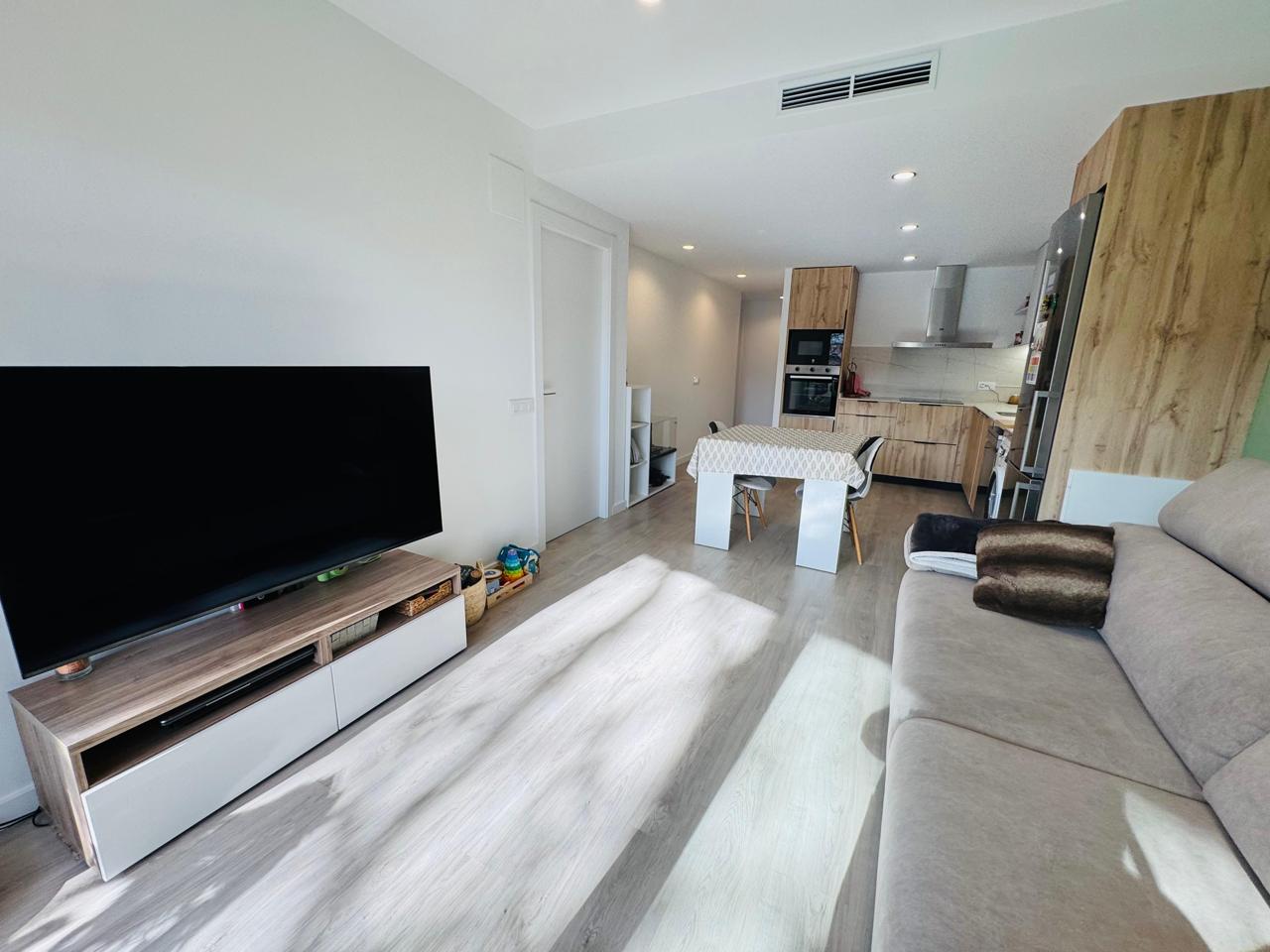 piso en martorelles · ronda-del-mercat-08107 299000€