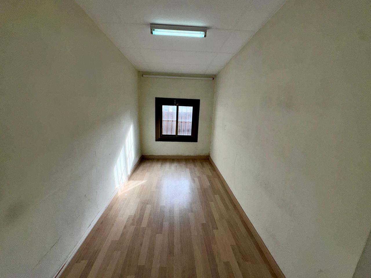 casa--chalet en montcada-i-reixac · montcada-centro 390000€