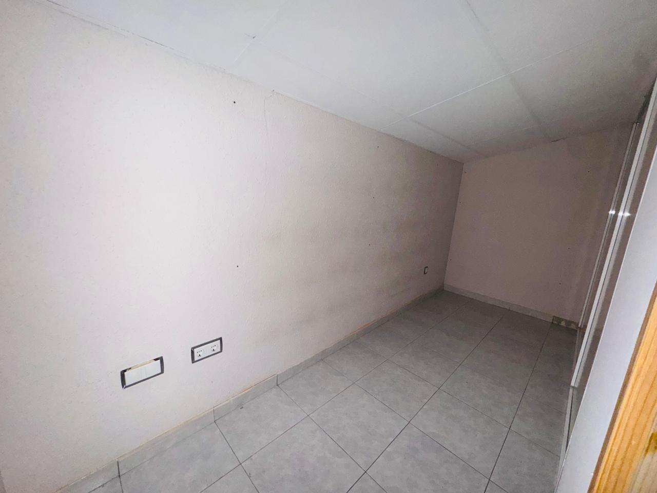 casa--chalet en montcada-i-reixac · montcada-centro 390000€