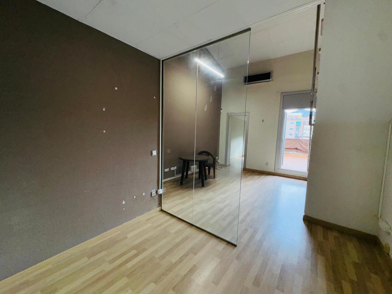 casa--chalet en montcada-i-reixac · montcada-centro 390000€