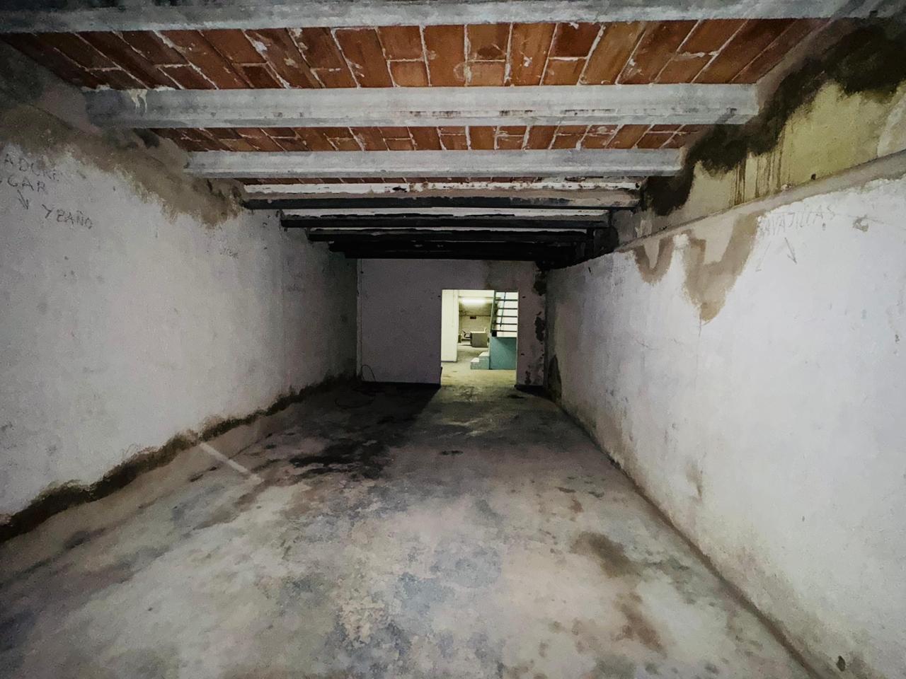 casa--chalet en montcada-i-reixac · montcada-centro 390000€