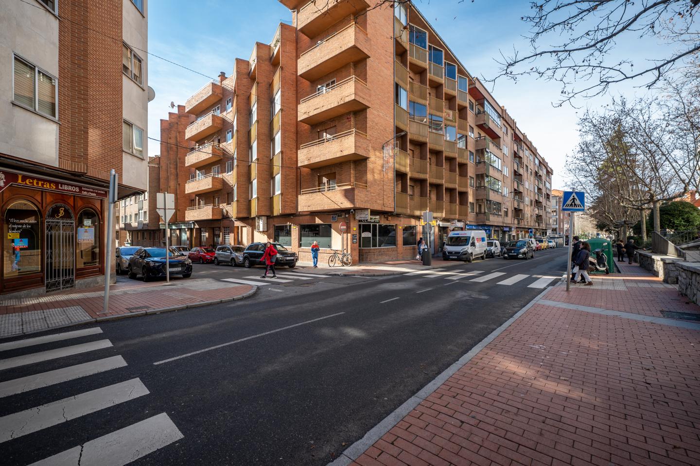 PISO EXTERIOR - PASEO SAN ROQUE con GARAJE y GRAN POTENCIAL