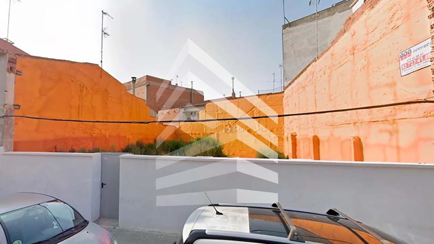 terrenos en sabadell · carrer-d'antonio-vico-08206 284000€