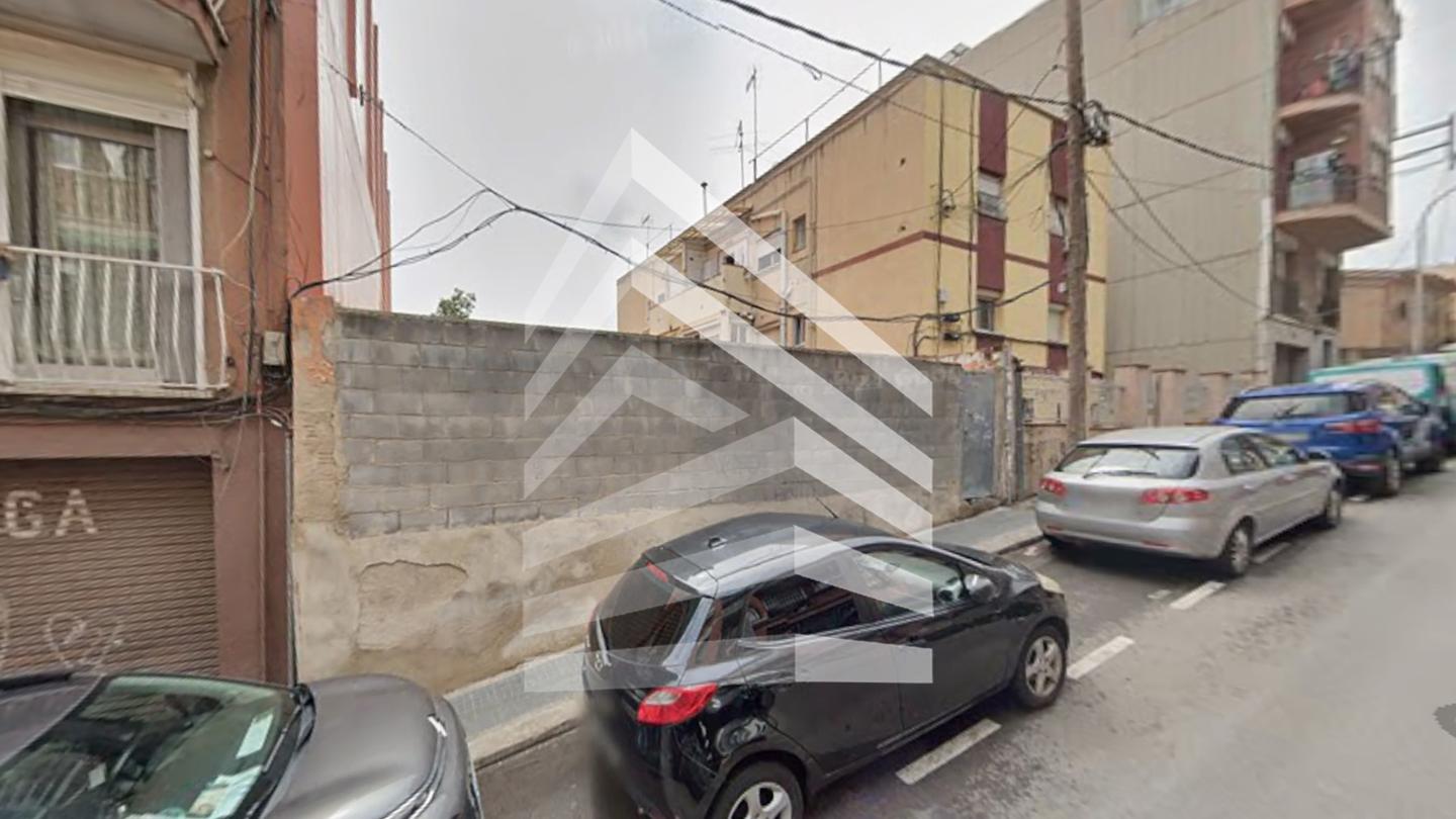 terrenos en santa-coloma-de-gramenet · carrer-de-florencia-08921 235000€