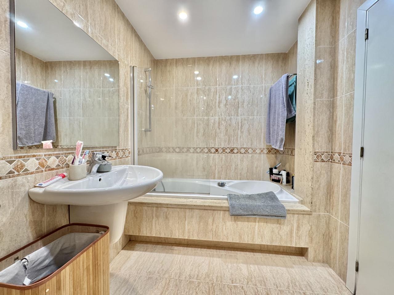 pisos en girona · carrer-castellet-10-17003 340000€