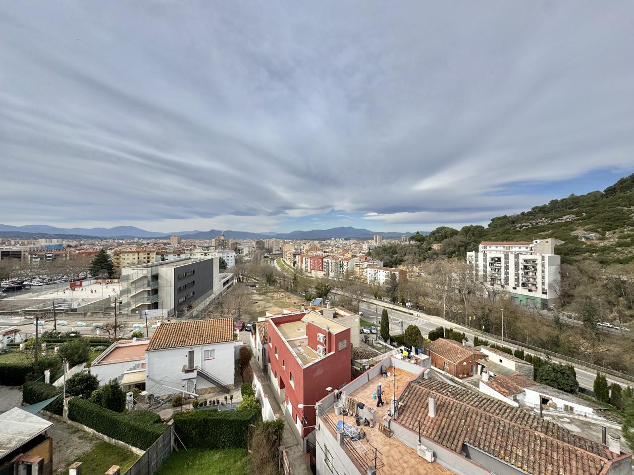 pisos en girona · carrer-castellet-10-17003 340000€