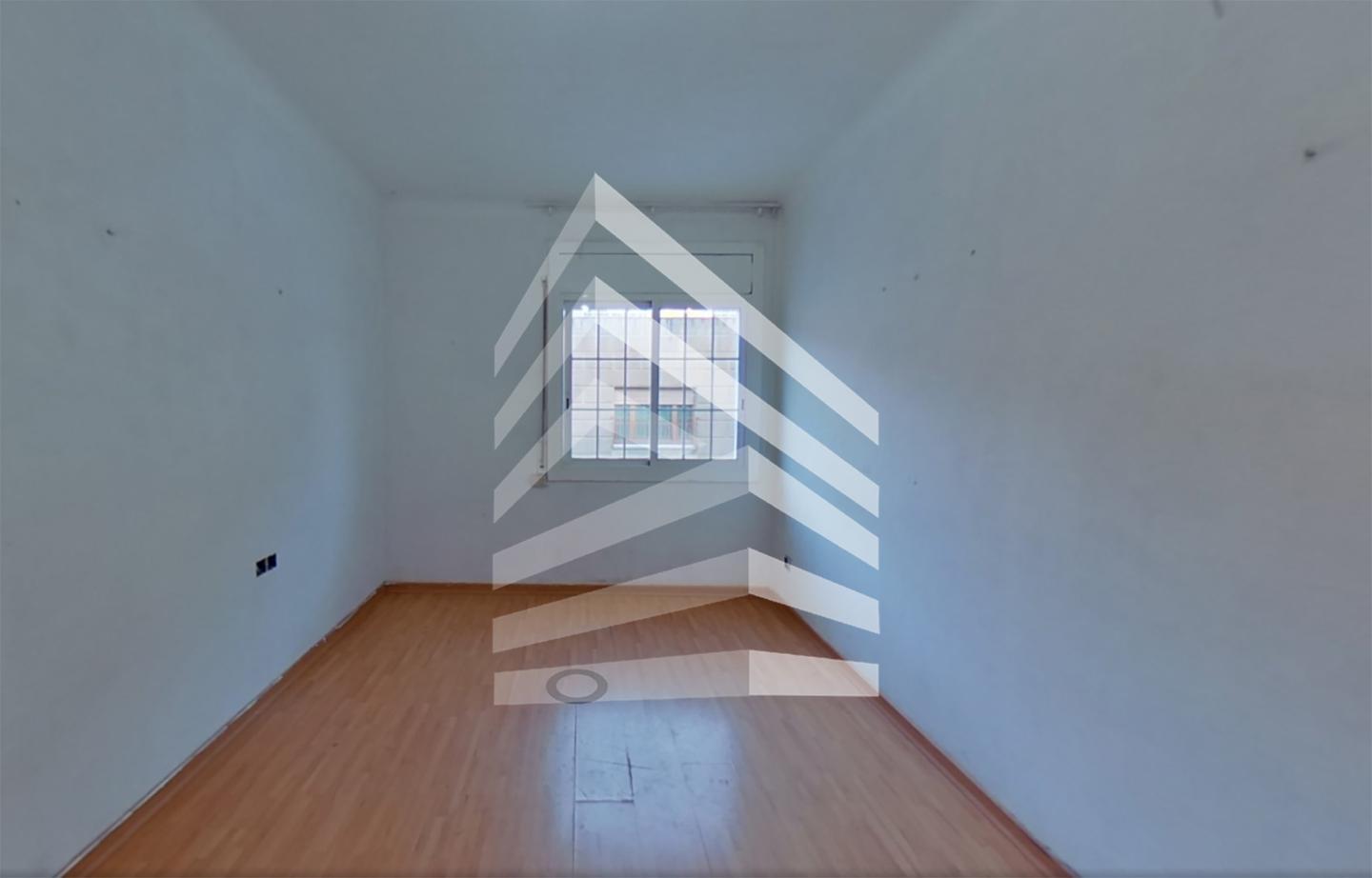 pisos en santa-coloma-de-gramenet · carrer-de-pau-piferrer-08914 116370€