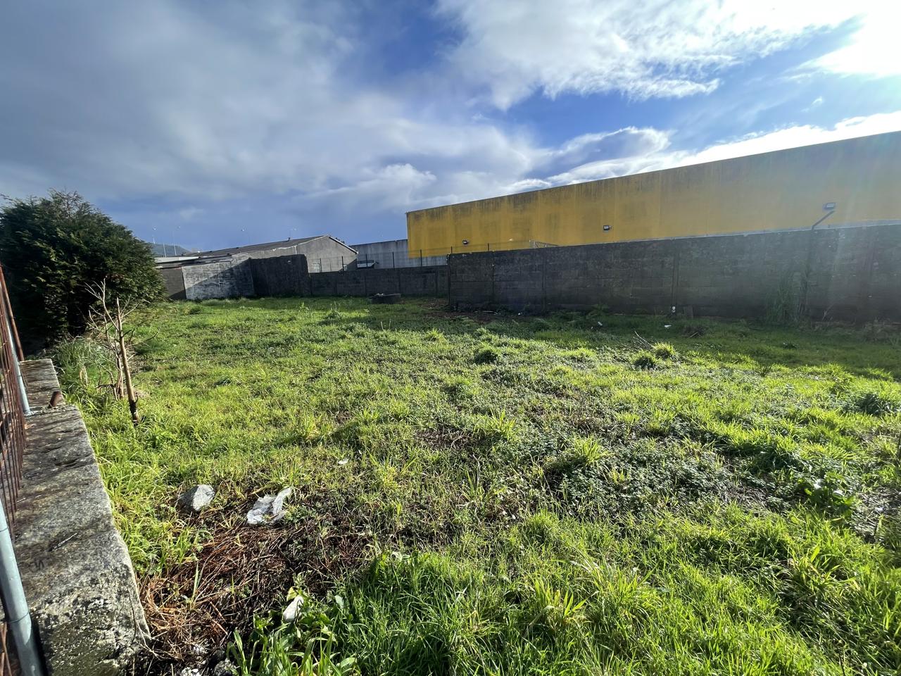 Terreno en venta en Pontevedra