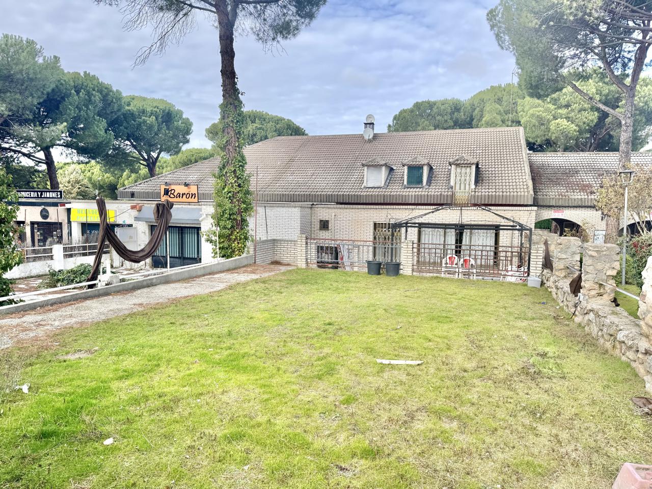 Local en venta en Ávila