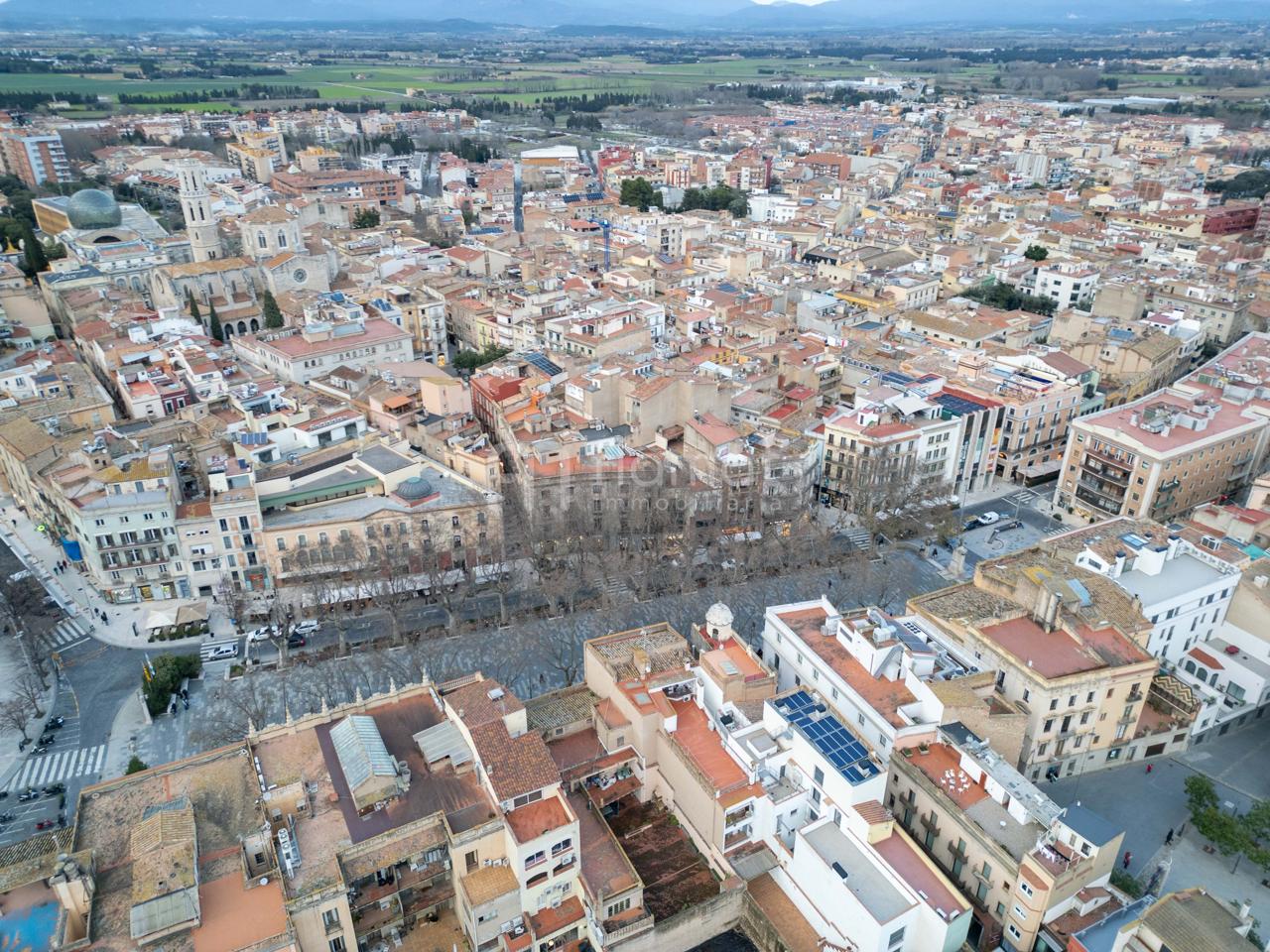 edificio en figueres · la-rambla-17600 850000€