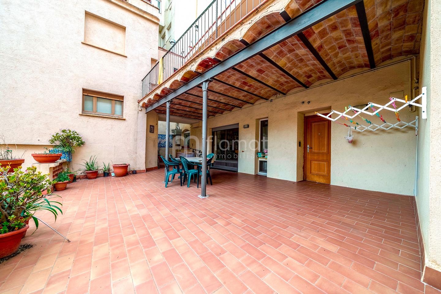 edificio en figueres · la-rambla-17600 850000€
