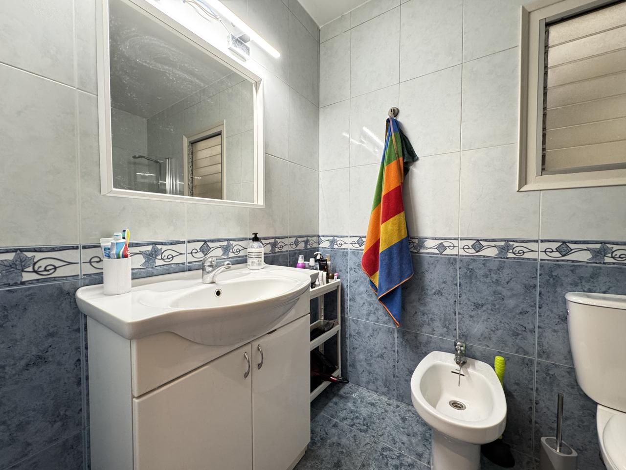 pisos en girona · carrer-costa-brava-17005 240000€