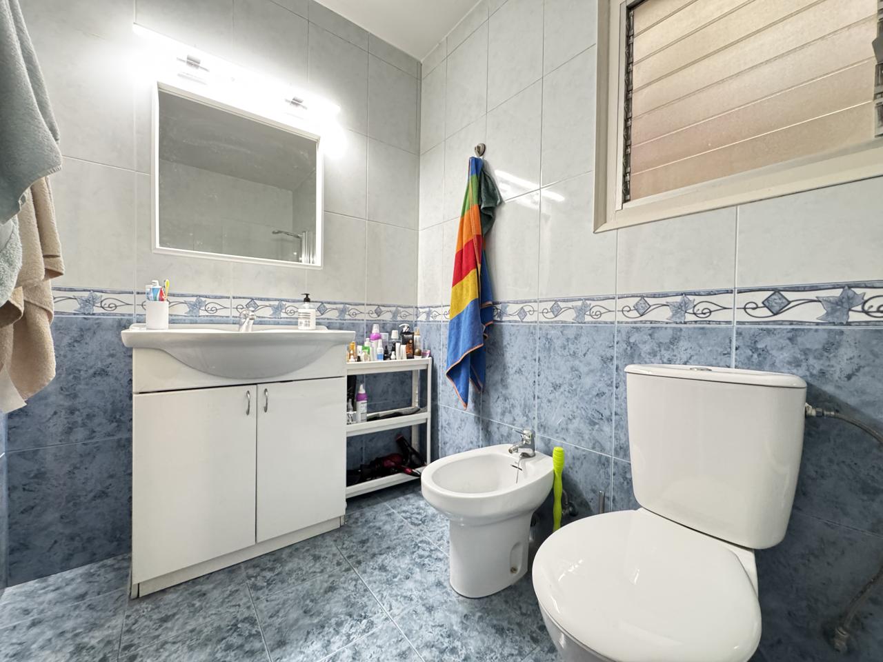 pisos en girona · carrer-costa-brava-17005 240000€